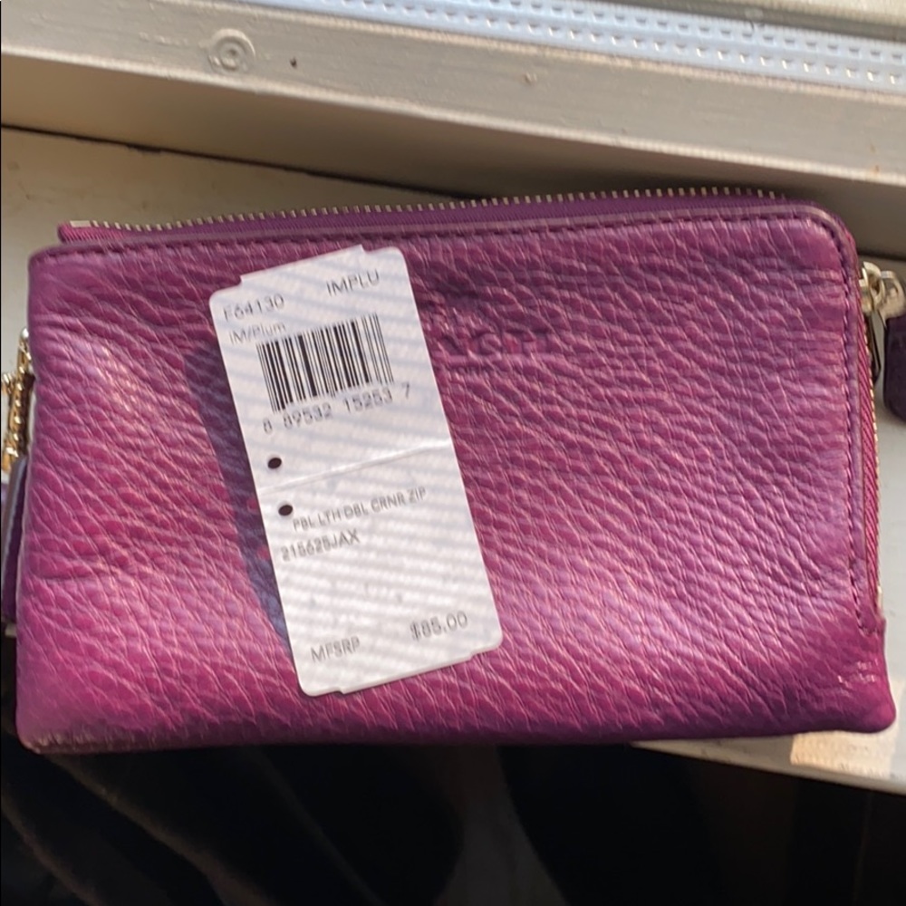 Coach wristlet double zip compartments